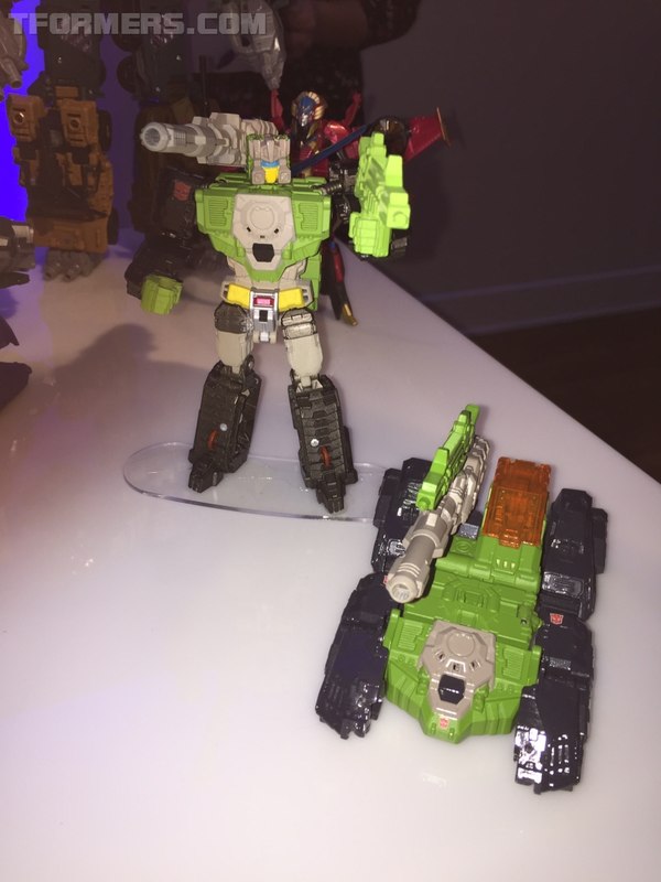 NYCC 2015   Transformers Combiner Wars Galvatron, Skullcruncher, Blaster, More  (15 of 80)